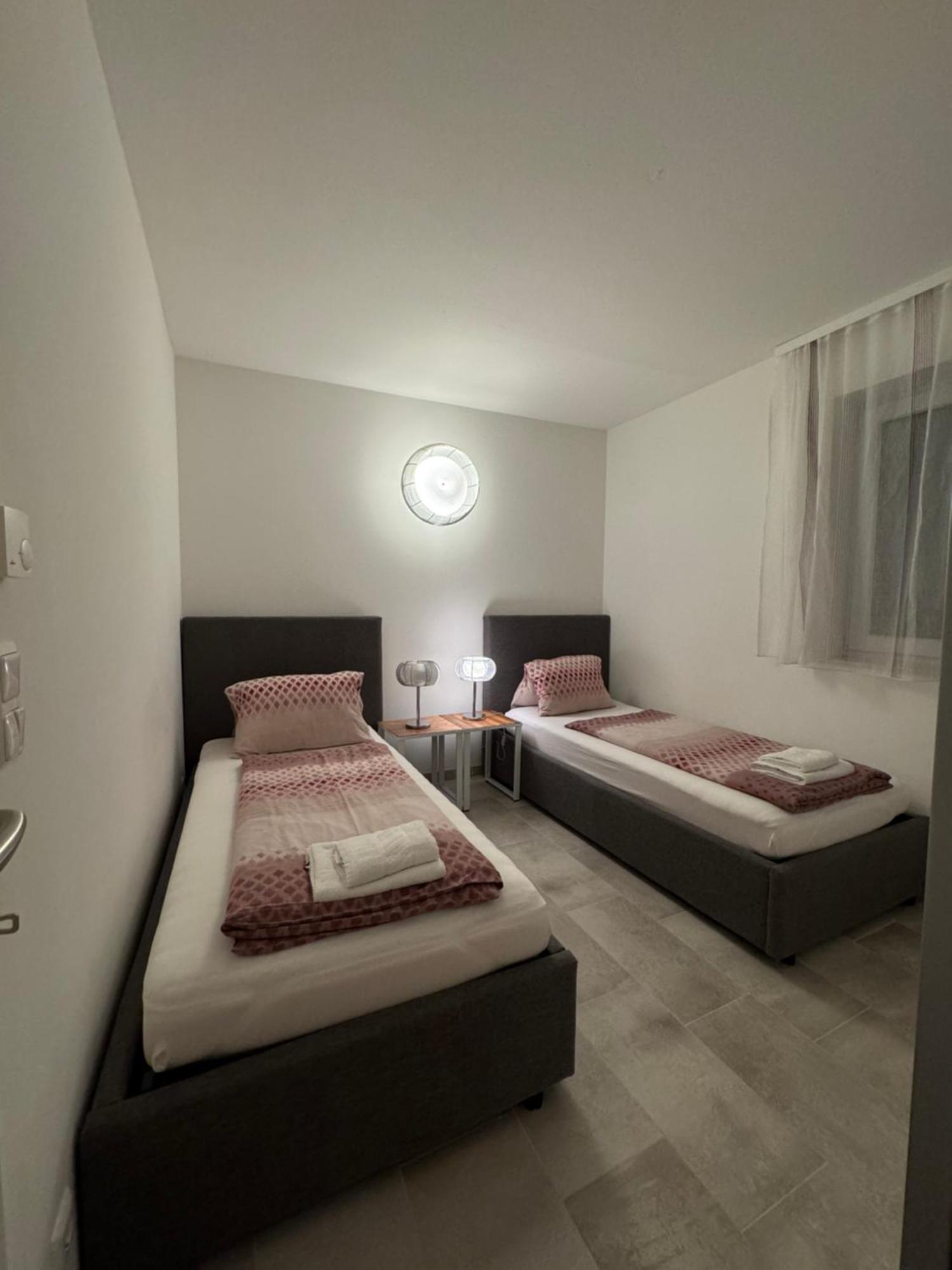 Apartments فيلاخ المظهر الخارجي الصورة