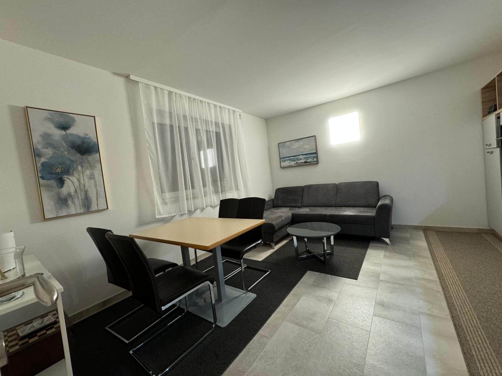 Apartments فيلاخ المظهر الخارجي الصورة